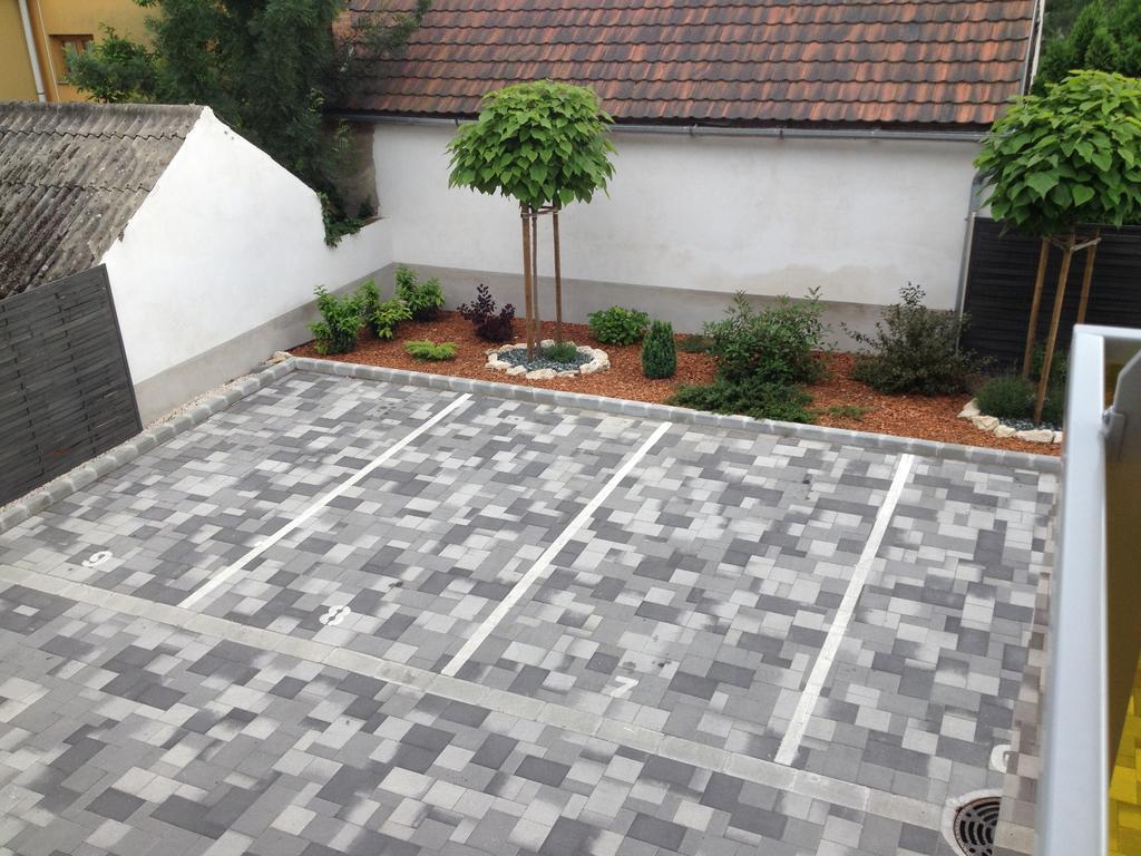 Rubin Apartman Sárvár Exterior foto